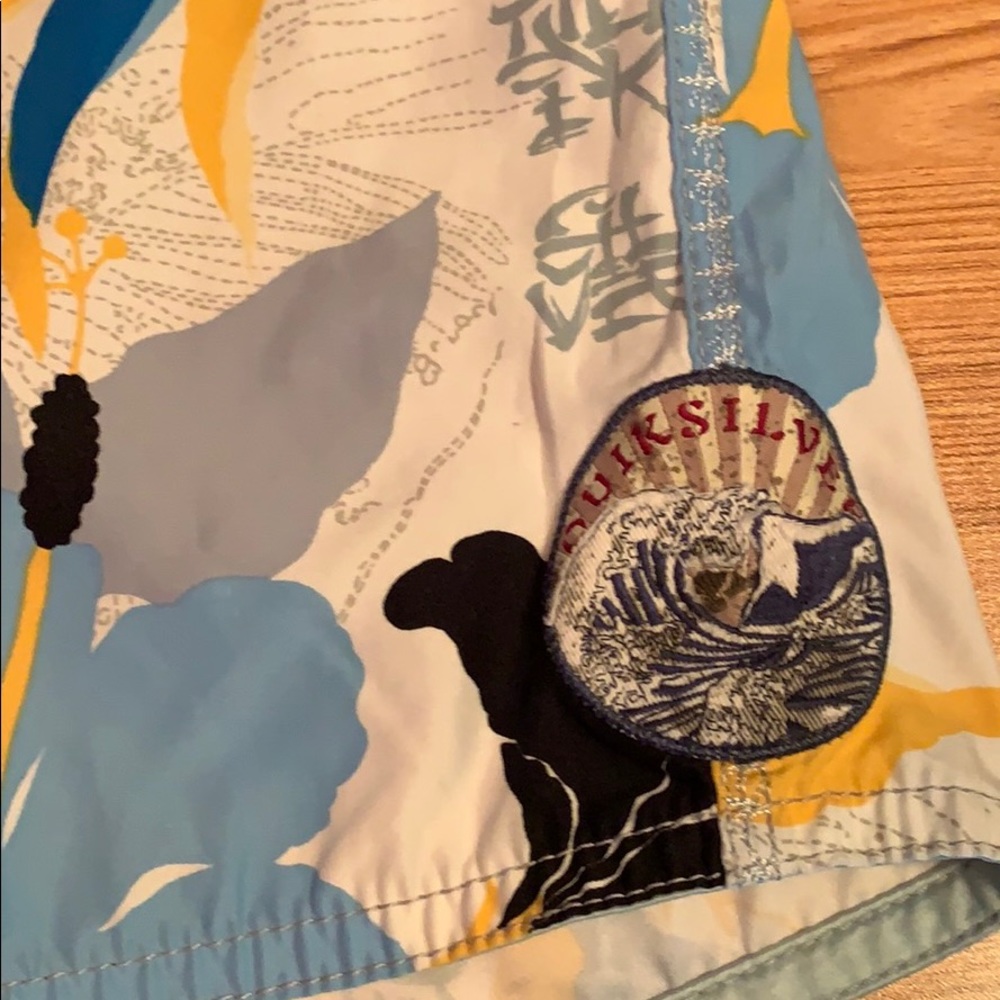 Quiksilver board shorts